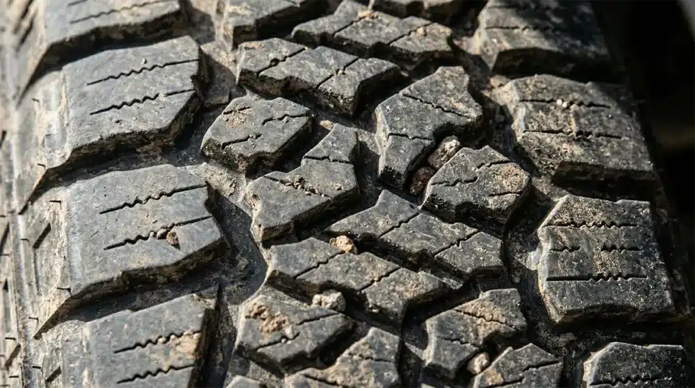 Kenda Tires Review: Are Kenda Tires good? 7 Tread pattern close-up of Kenda Klever A/T2