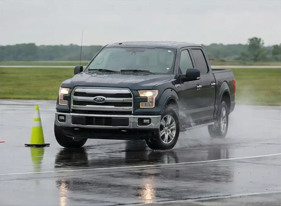 Uneven Tire Wear 101: A Tester’s Guide to Saving Your Rubber 7 Wet road tire test