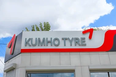 Who Makes Kumho Tires