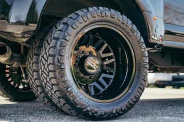 How To Choose Tires For 20×10 Wheels