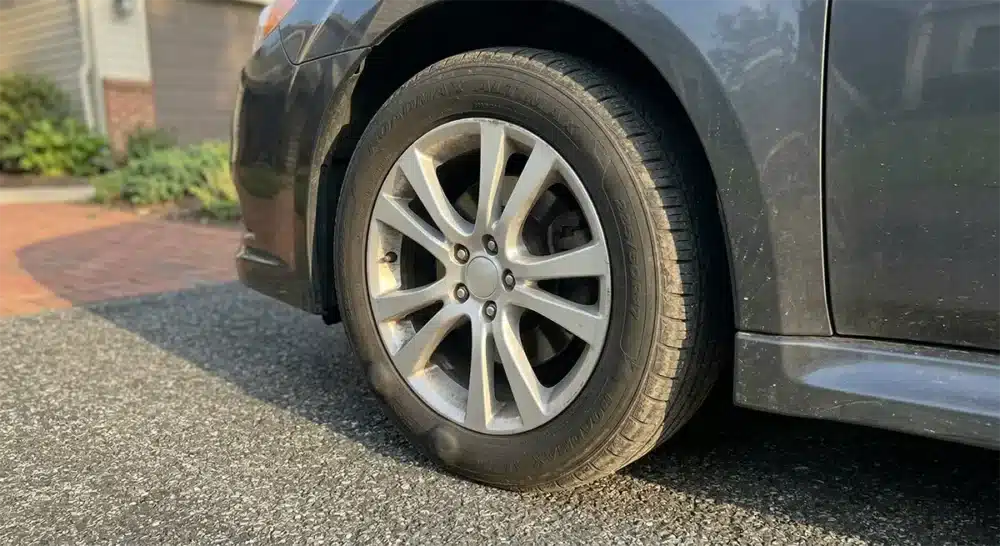 Sidewall bubble on the lower left sidewall