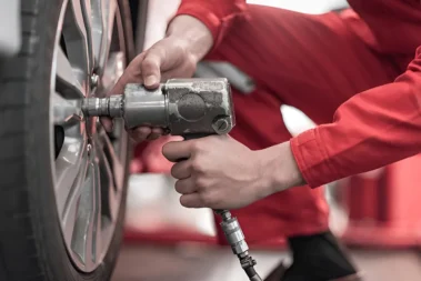 Do New Tires Need To Be Retorqued?