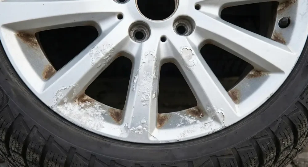 Damage Road Salt Can Do To An Alloy Wheel