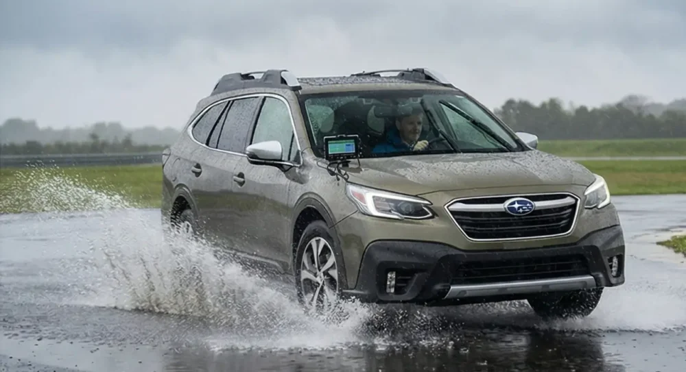 Pirelli Scorpion Wet Test Track